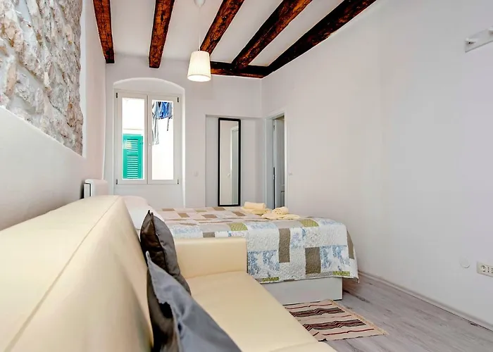 Ca' 1620 - Rosa Selvatica Ρόβινι