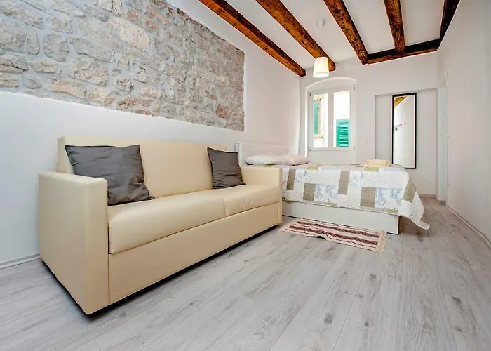 Ca' 1620 - Rosa Selvatica Ρόβινι