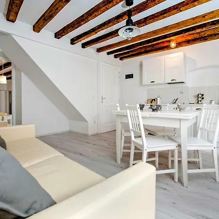 Ca' 1620 - Rosa Selvatica Apartmán *